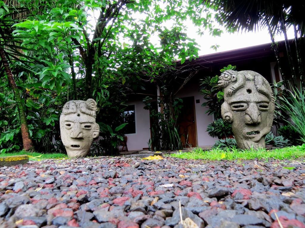 Hotel Vagabondo La Fortuna Esterno foto