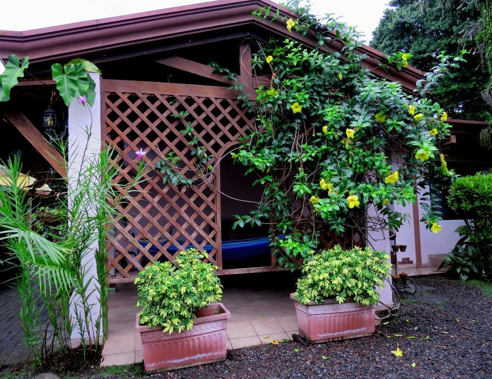 Hotel Vagabondo La Fortuna Esterno foto